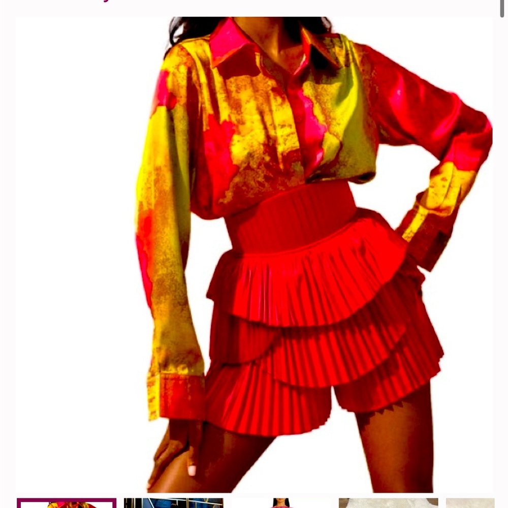NWT Andrea iyamah red pleated shorts